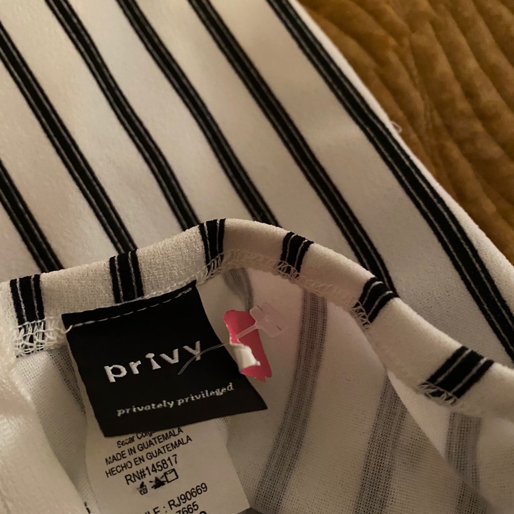 Jumpsuit - Picture 6 of 7